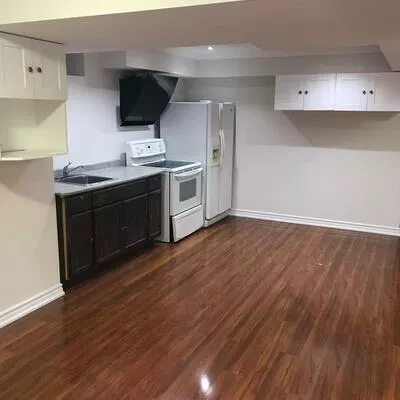 24, Jenmat, Greensborough, Markham