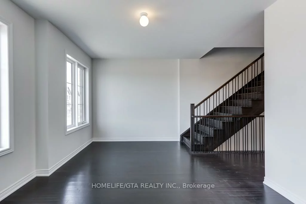 135, Vine Cliff, Victoria Manor-Jennings Gate, Markham