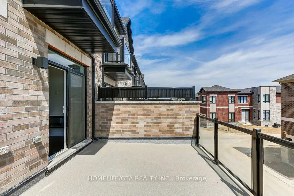 135, Vine Cliff, Victoria Manor-Jennings Gate, Markham