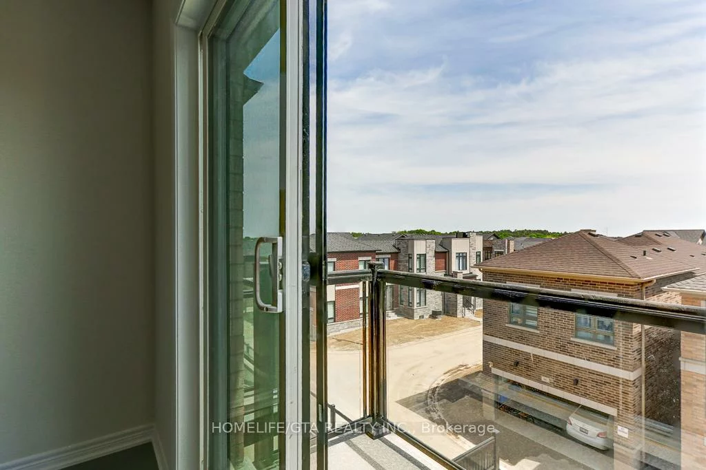 135, Vine Cliff, Victoria Manor-Jennings Gate, Markham