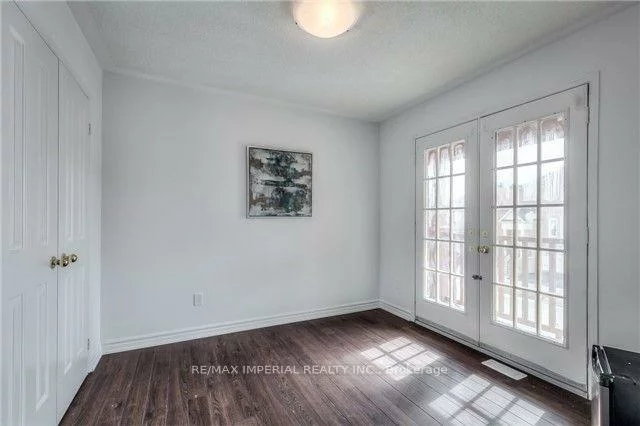 232, Madison Heights, Berczy, Markham