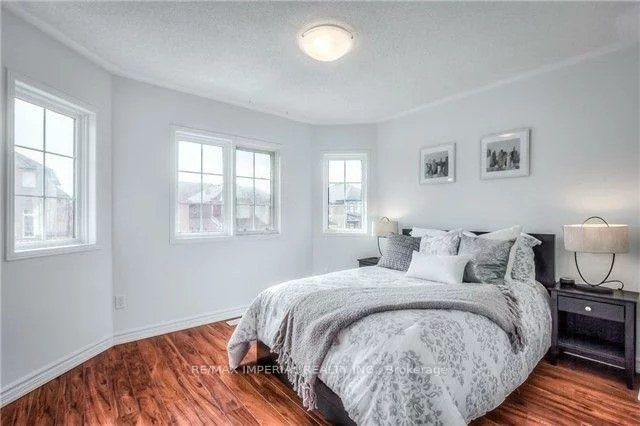 232, Madison Heights, Berczy, Markham