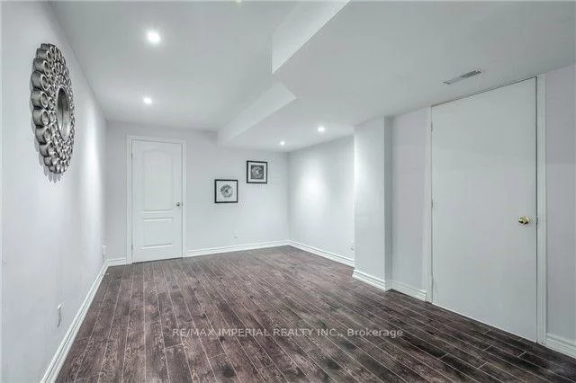 232, Madison Heights, Berczy, Markham