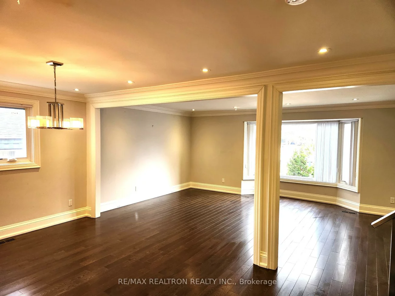 207, Bayview Fairways, Bayview Fairway-Bayview Country Club Estates, Markham