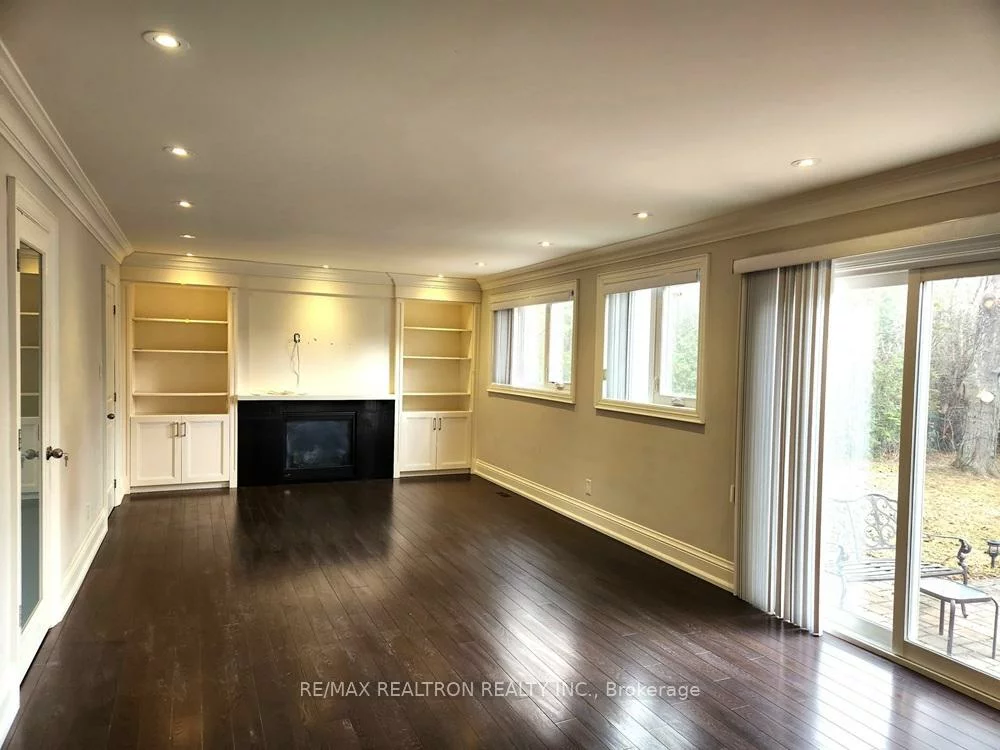 207, Bayview Fairways, Bayview Fairway-Bayview Country Club Estates, Markham