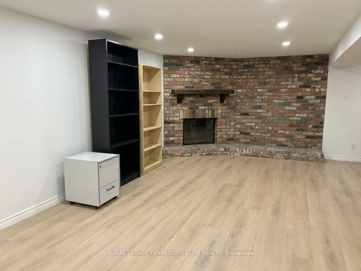 9, Banquo, Royal Orchard, Markham