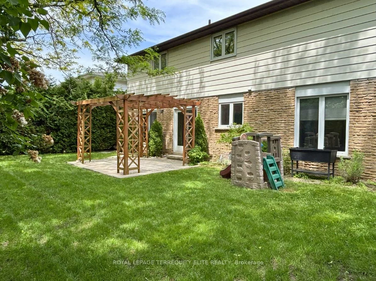 9, Banquo, Royal Orchard, Markham