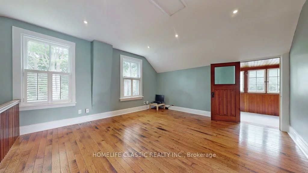 104, John, Thornhill, Markham