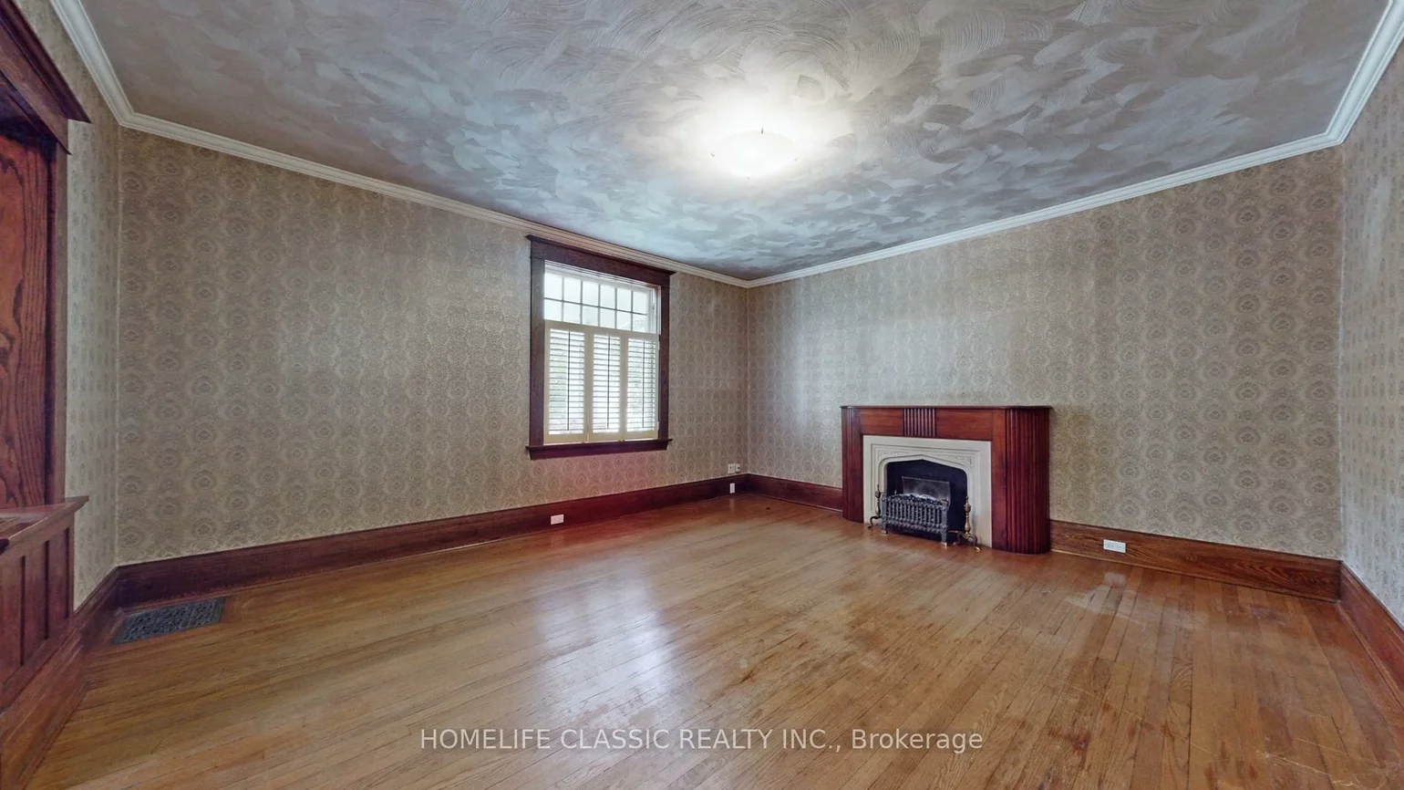 104, John, Thornhill, Markham