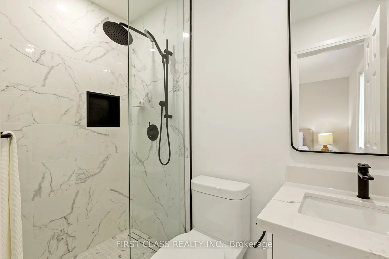 679, Village, Unionville, Markham
