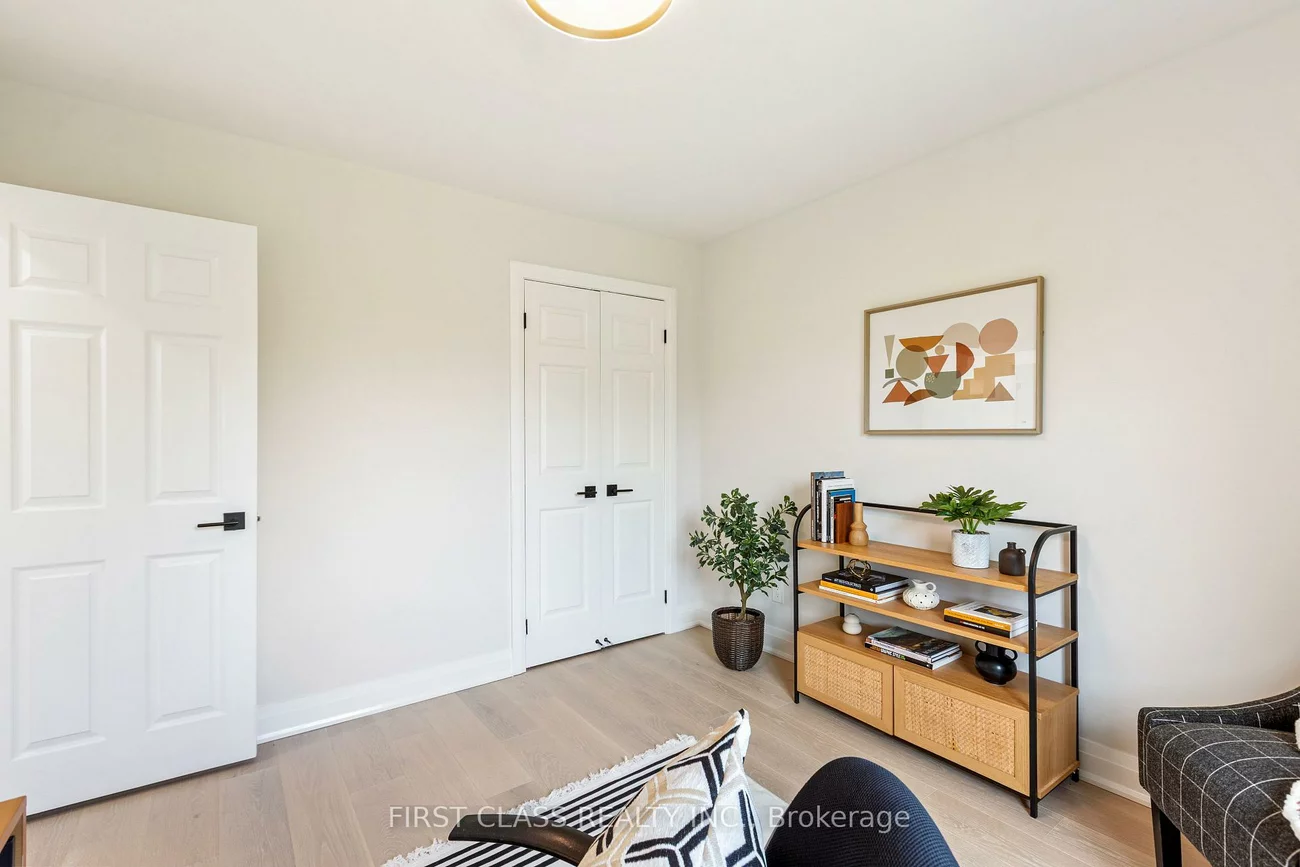 679, Village, Unionville, Markham