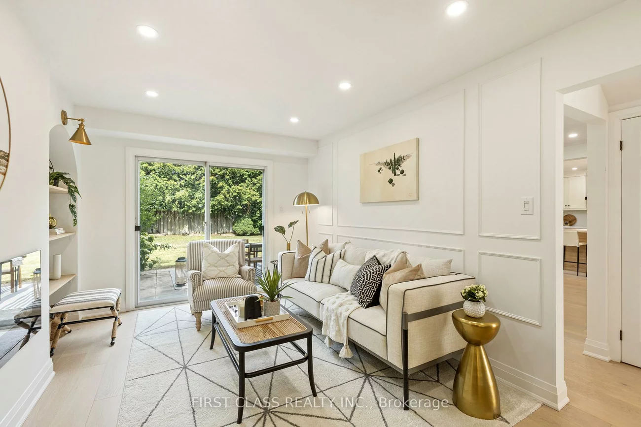 679, Village, Unionville, Markham