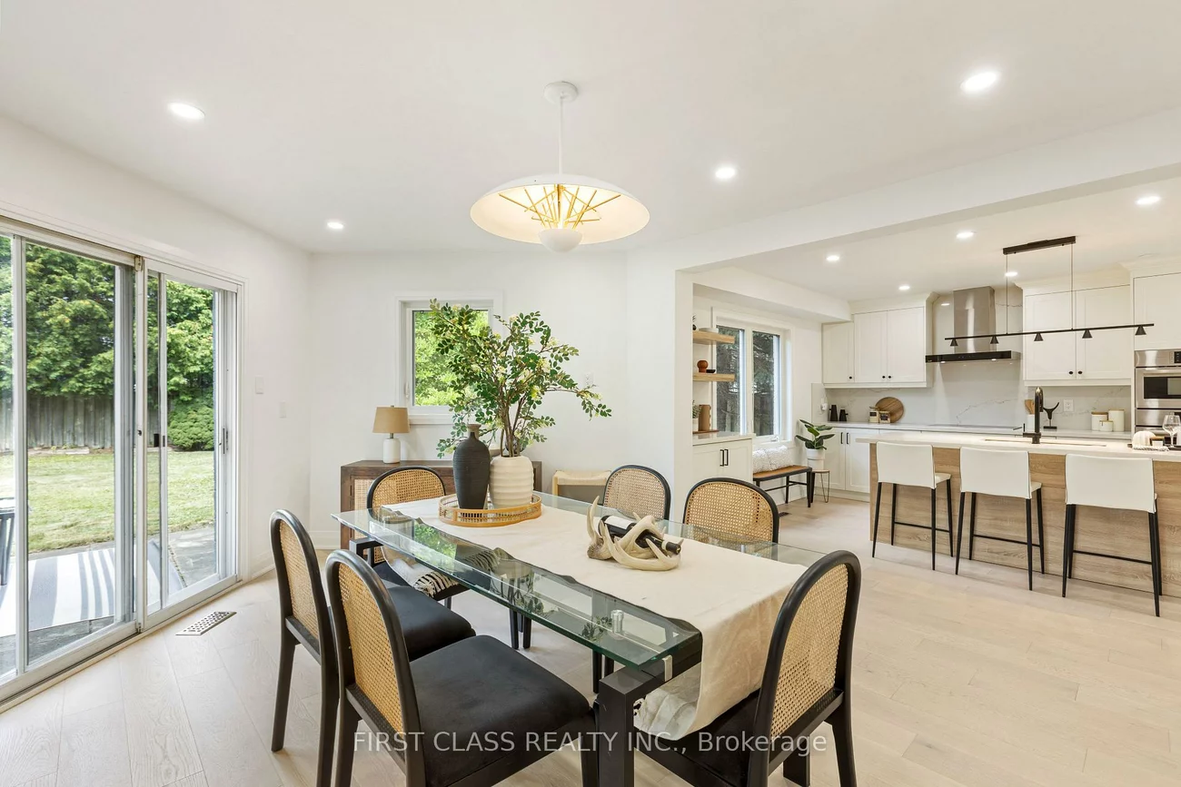 679, Village, Unionville, Markham