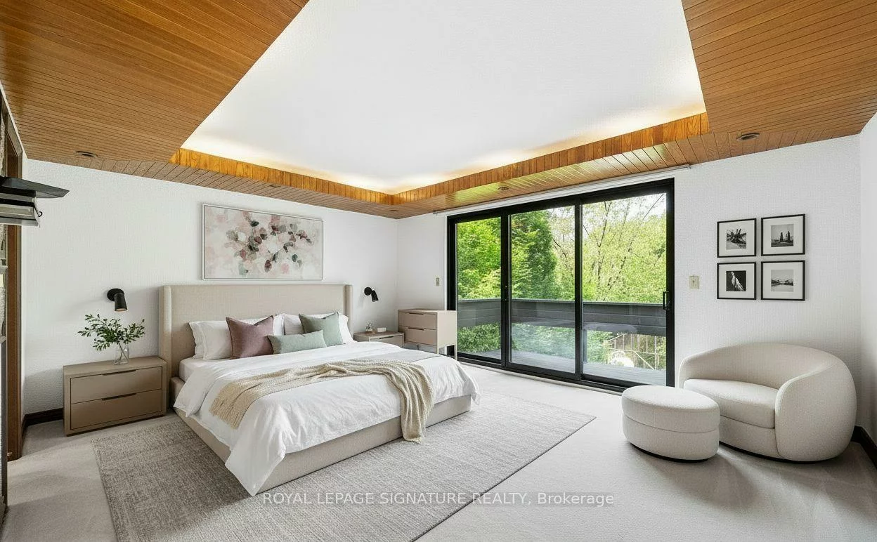 18, Old English, Bayview Glen, Markham