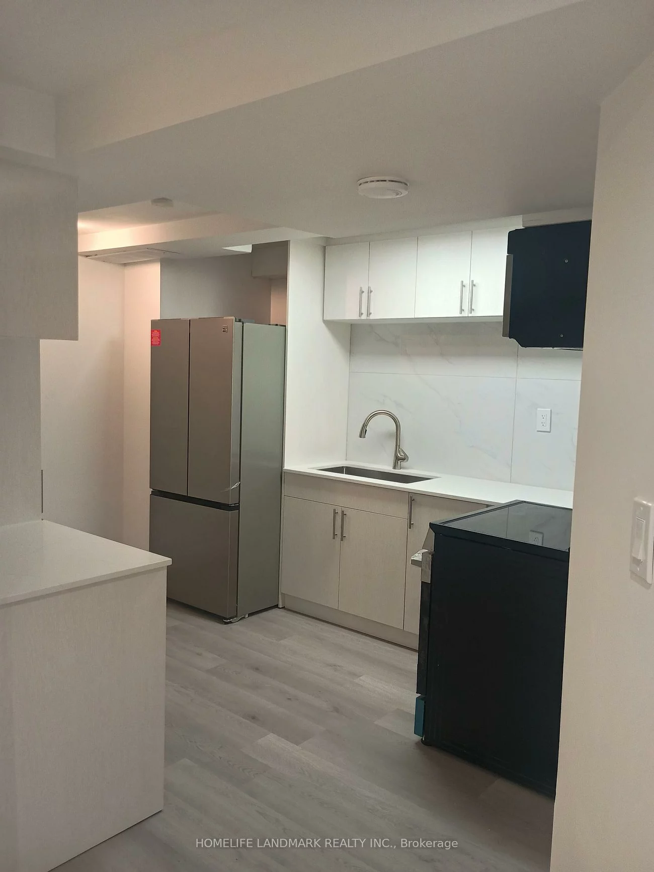 112, Holm, Aileen-Willowbrook, Markham