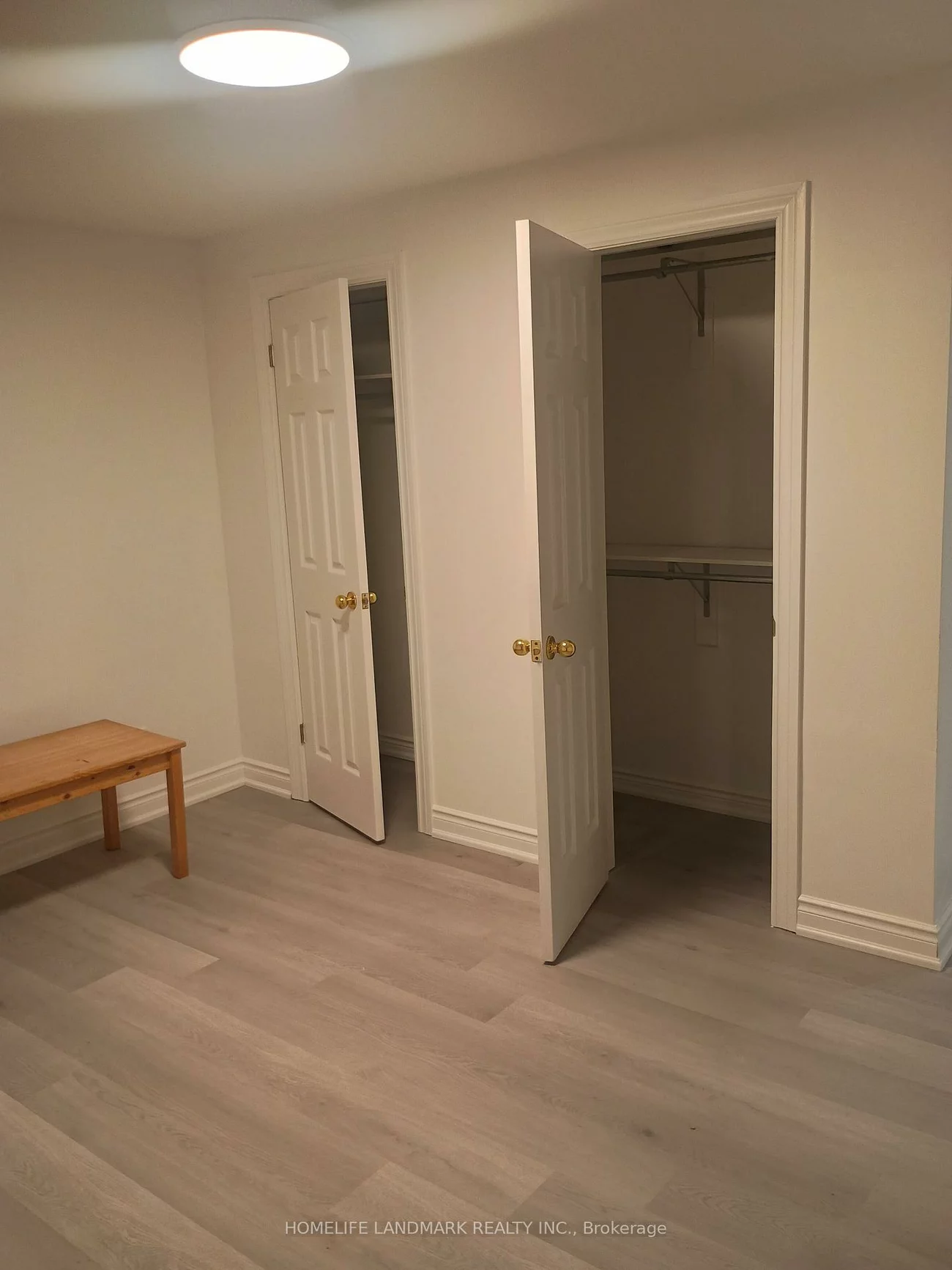 112, Holm, Aileen-Willowbrook, Markham