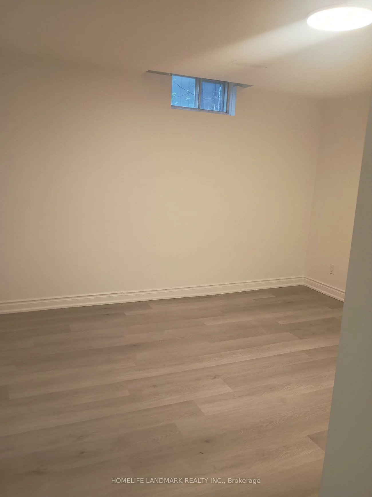 112, Holm, Aileen-Willowbrook, Markham