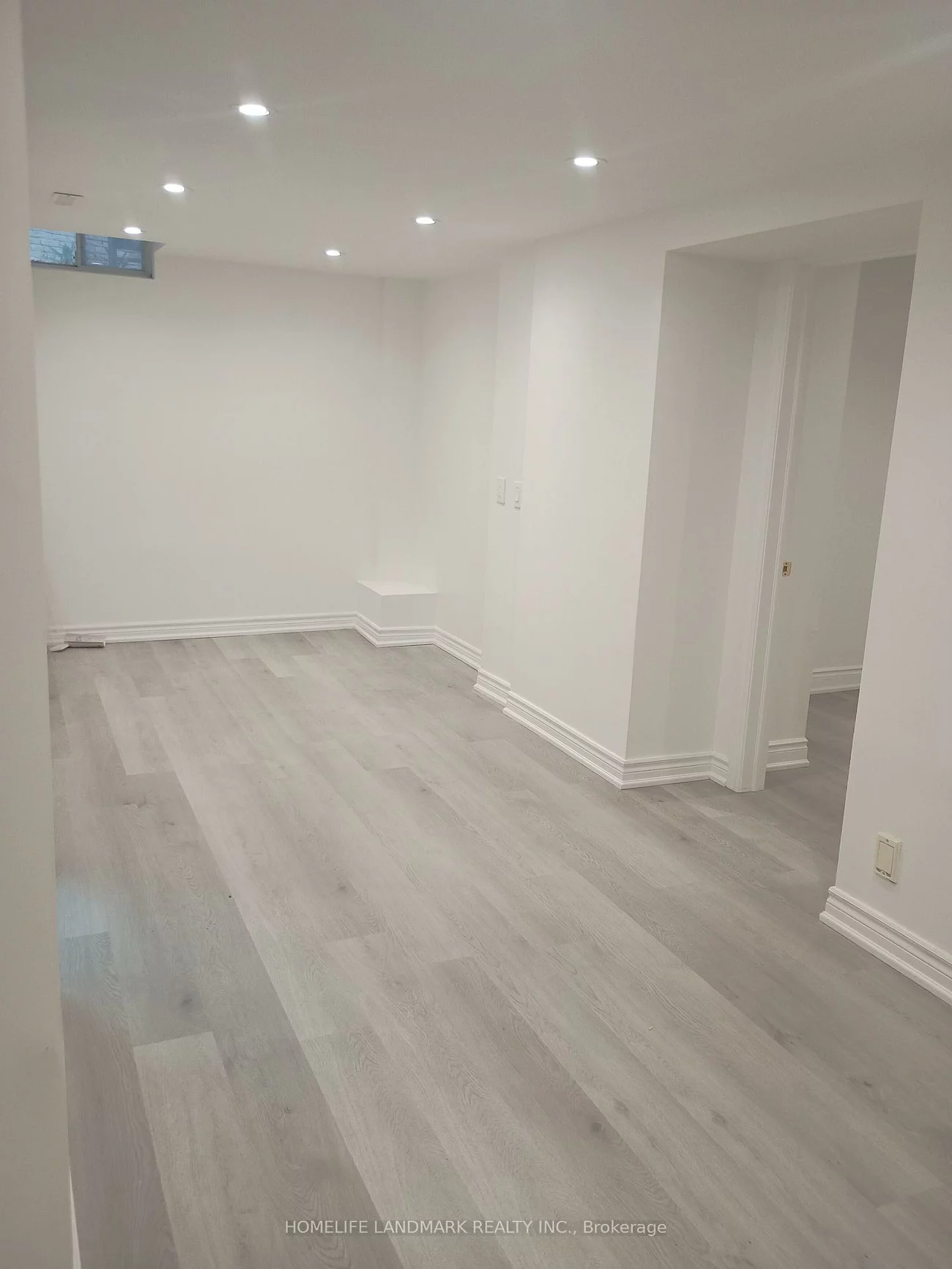 112, Holm, Aileen-Willowbrook, Markham
