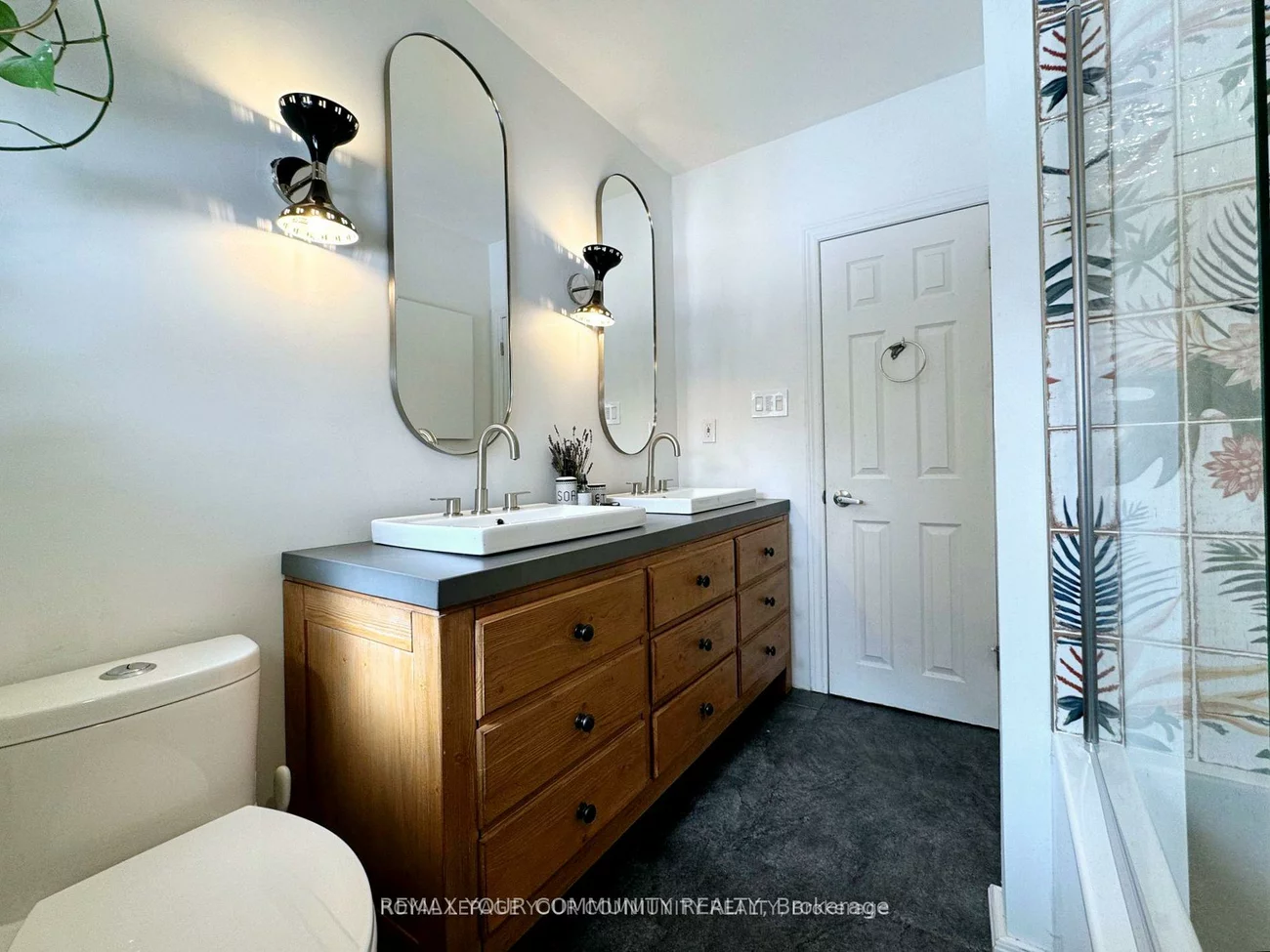10, Fredericton, Markham Village, Markham