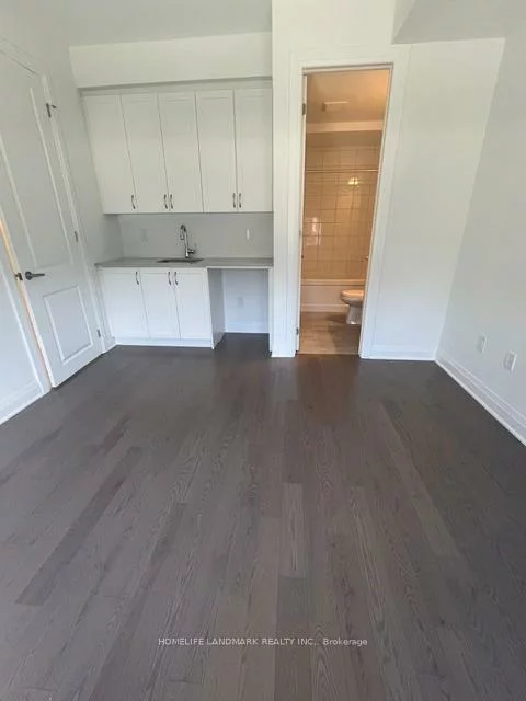 7, Wisla, Markham Village, Markham