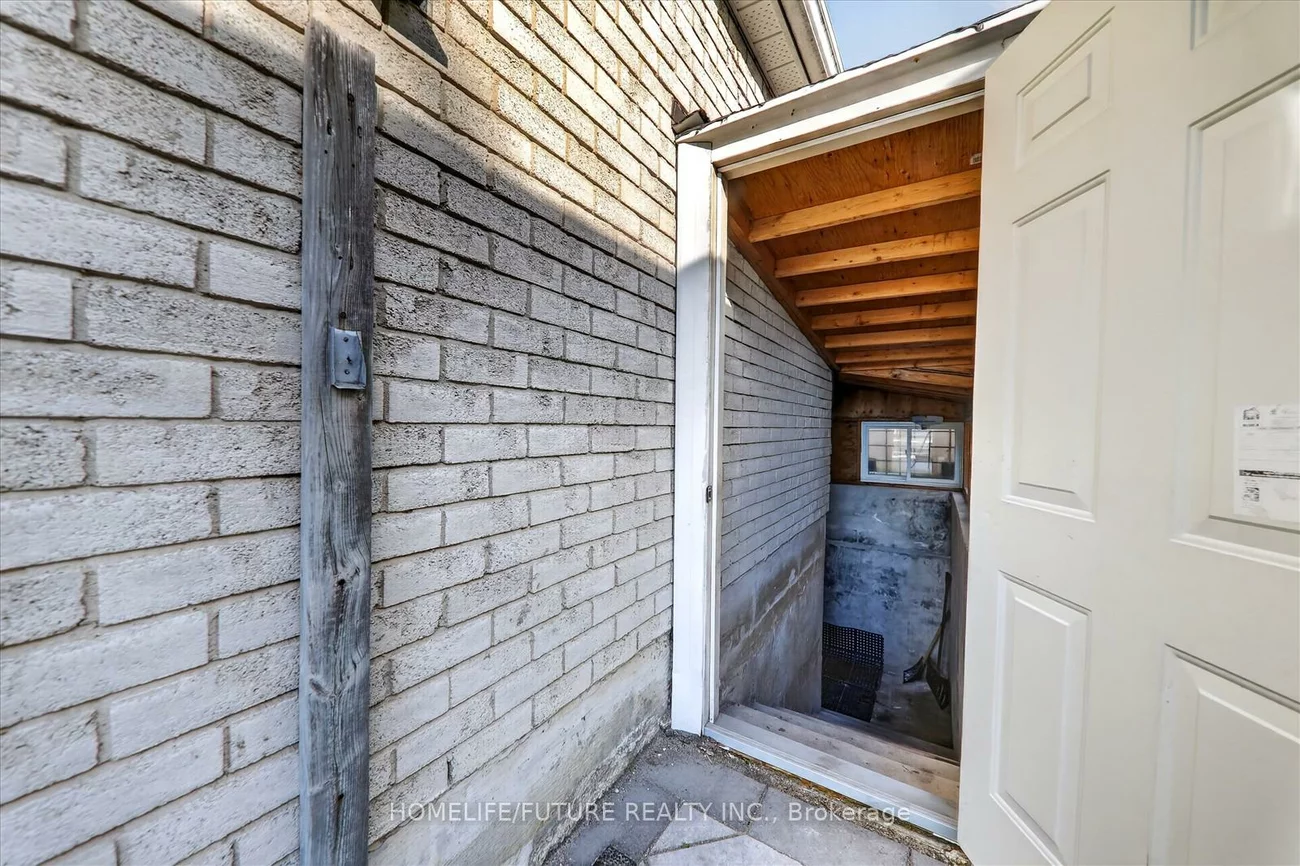 37, Elson, Middlefield, Markham