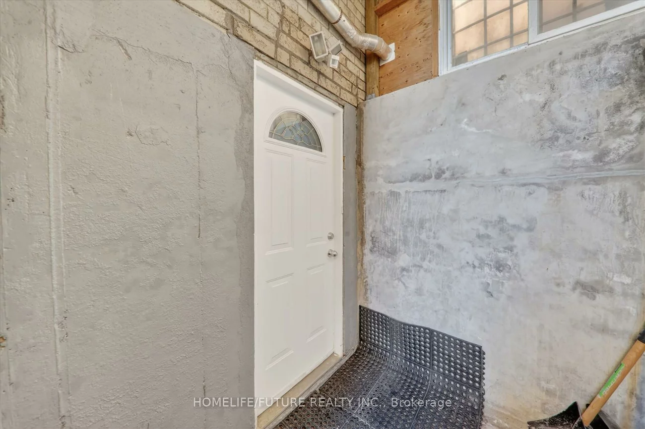 37, Elson, Middlefield, Markham
