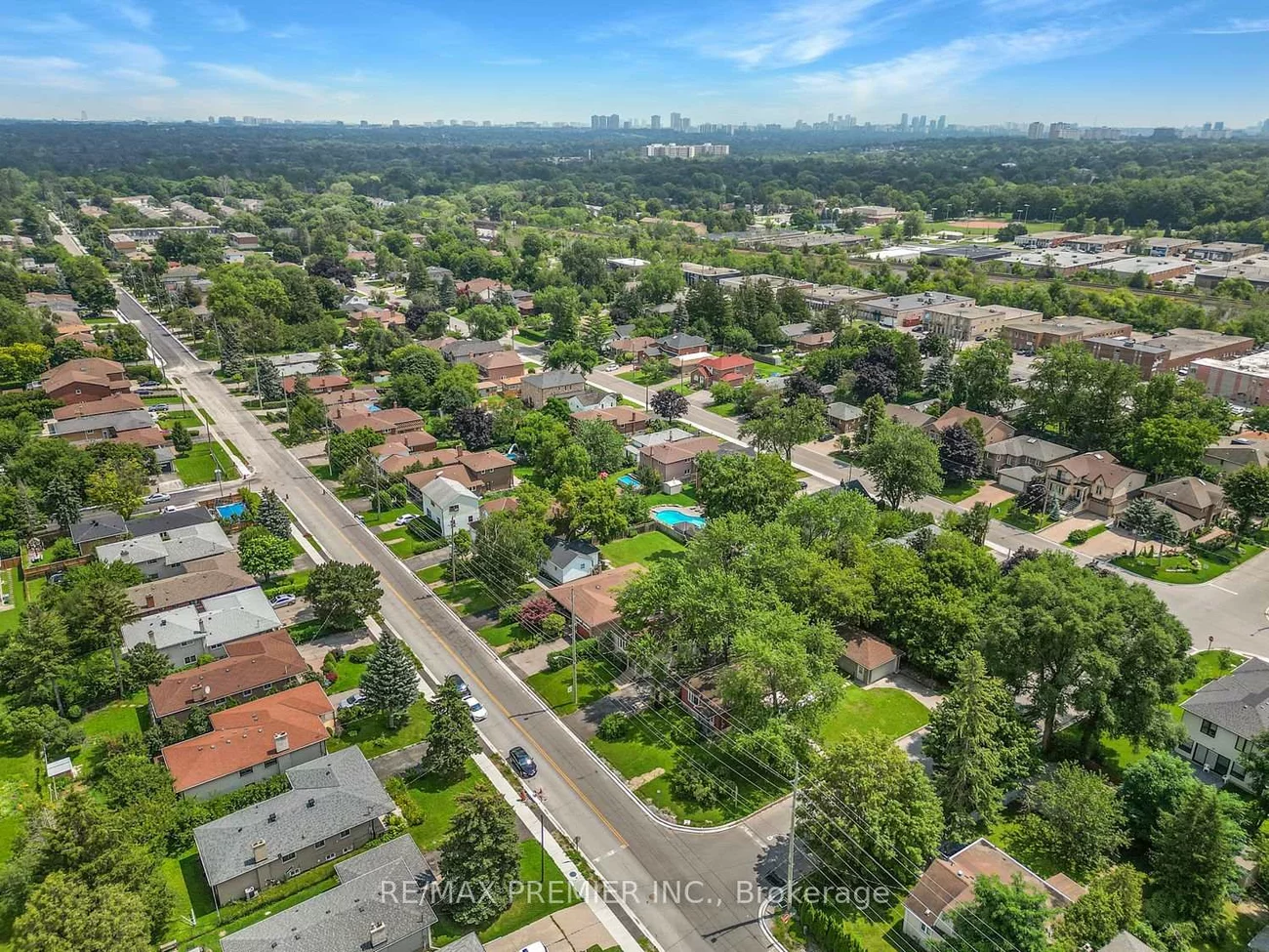 71, Clark, Thornhill, Markham