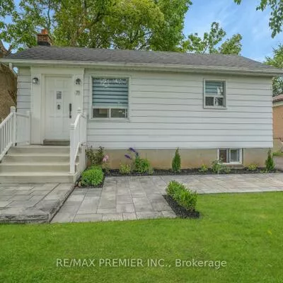 71, Clark, Thornhill, Markham