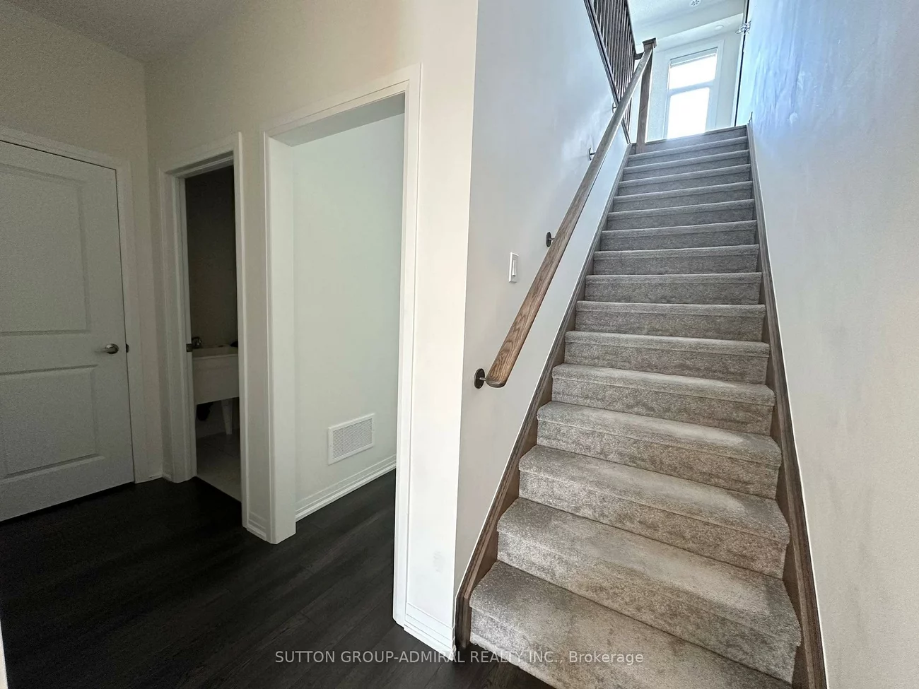 11, Saigen, Cedar Grove, Markham
