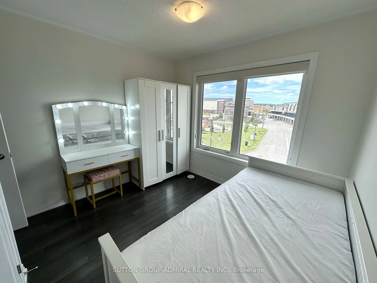 11, Saigen, Cedar Grove, Markham