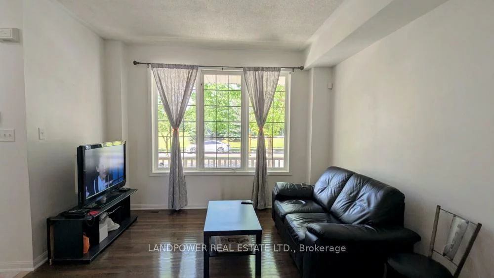 81, White's Hill, Cornell, Markham