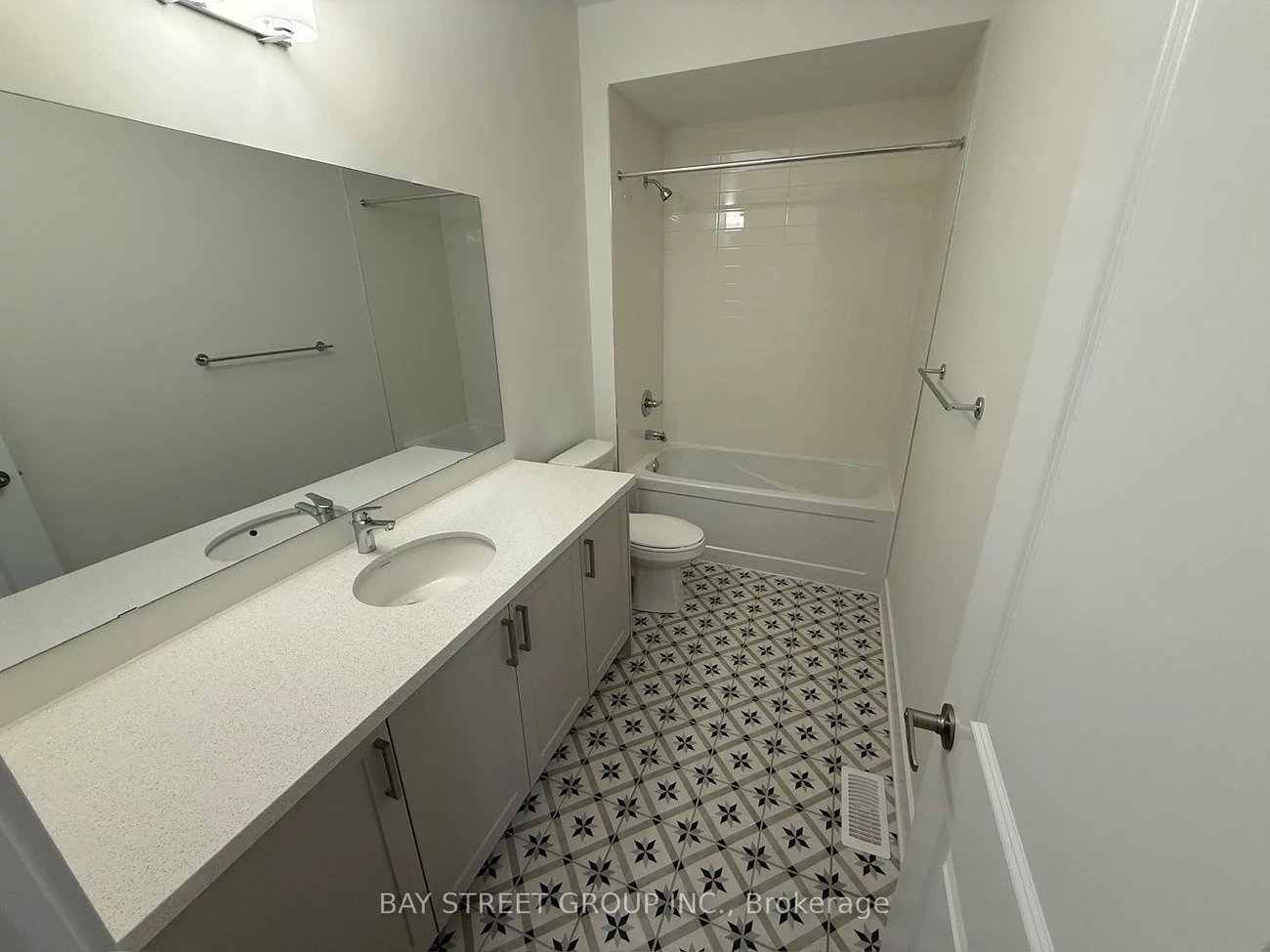 34, NANHAI, Angus Glen, Markham