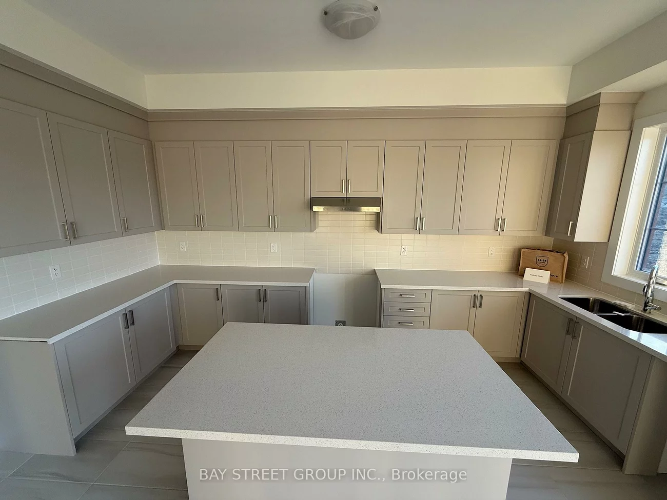 34, NANHAI, Angus Glen, Markham