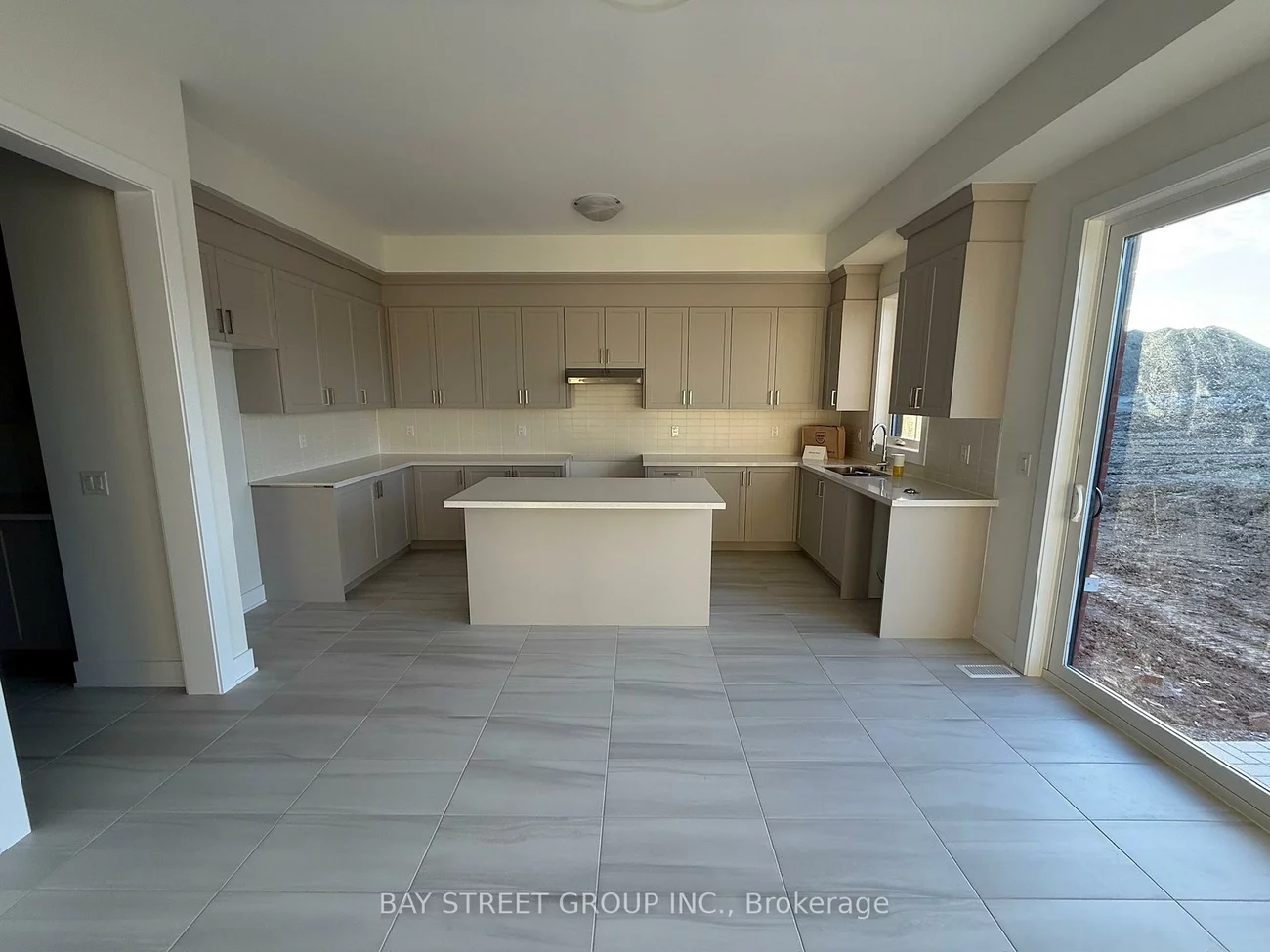 34, NANHAI, Angus Glen, Markham