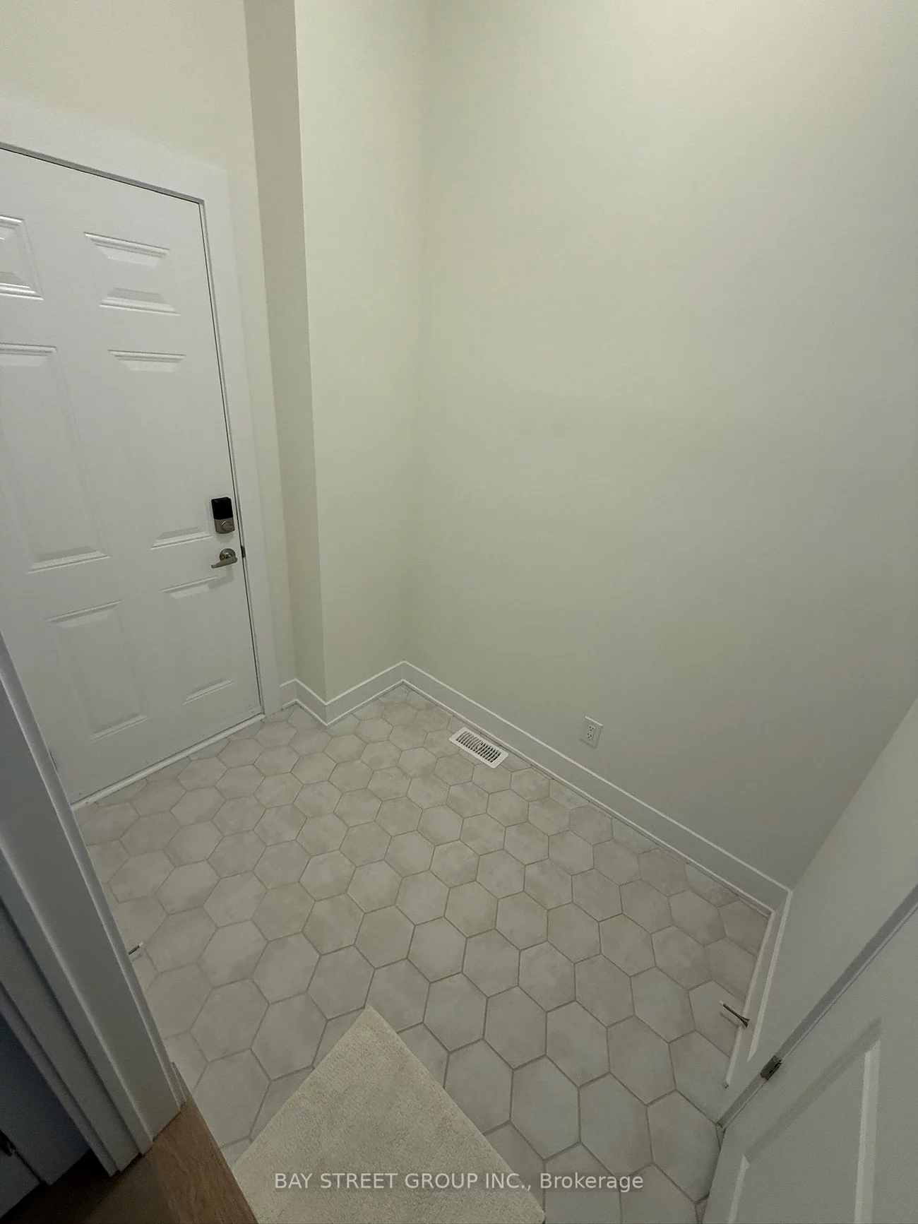 34, NANHAI, Angus Glen, Markham