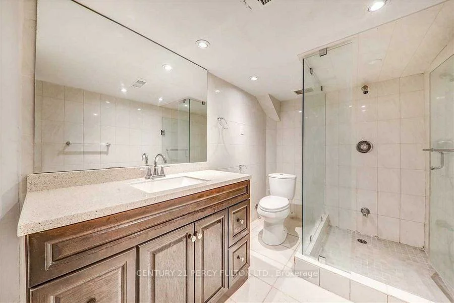 43, Condarcuri, Box Grove, Markham