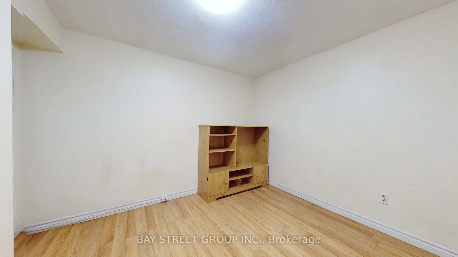 49, Pepperell, Milliken Mills West, Markham