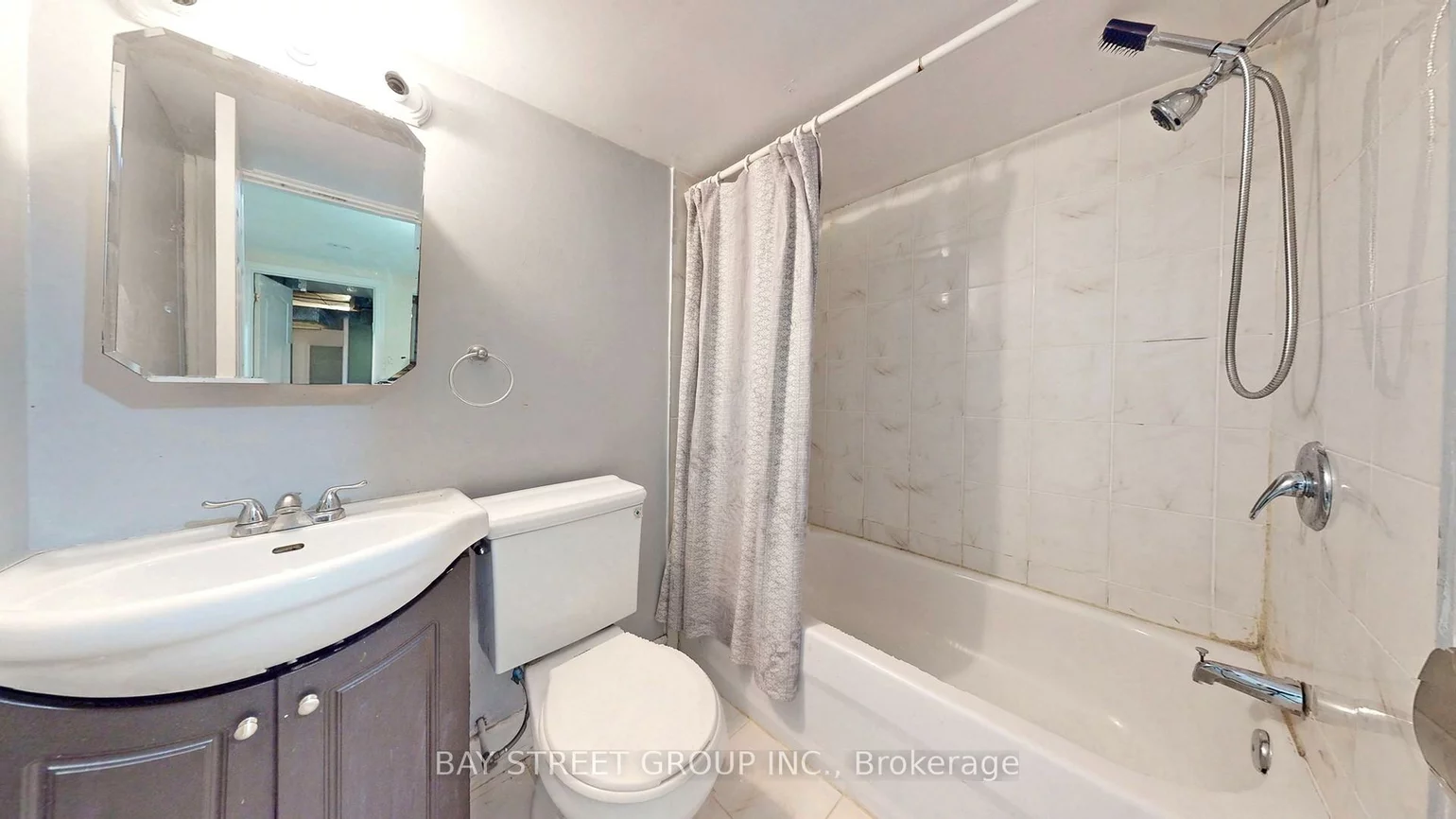49, Pepperell, Milliken Mills West, Markham