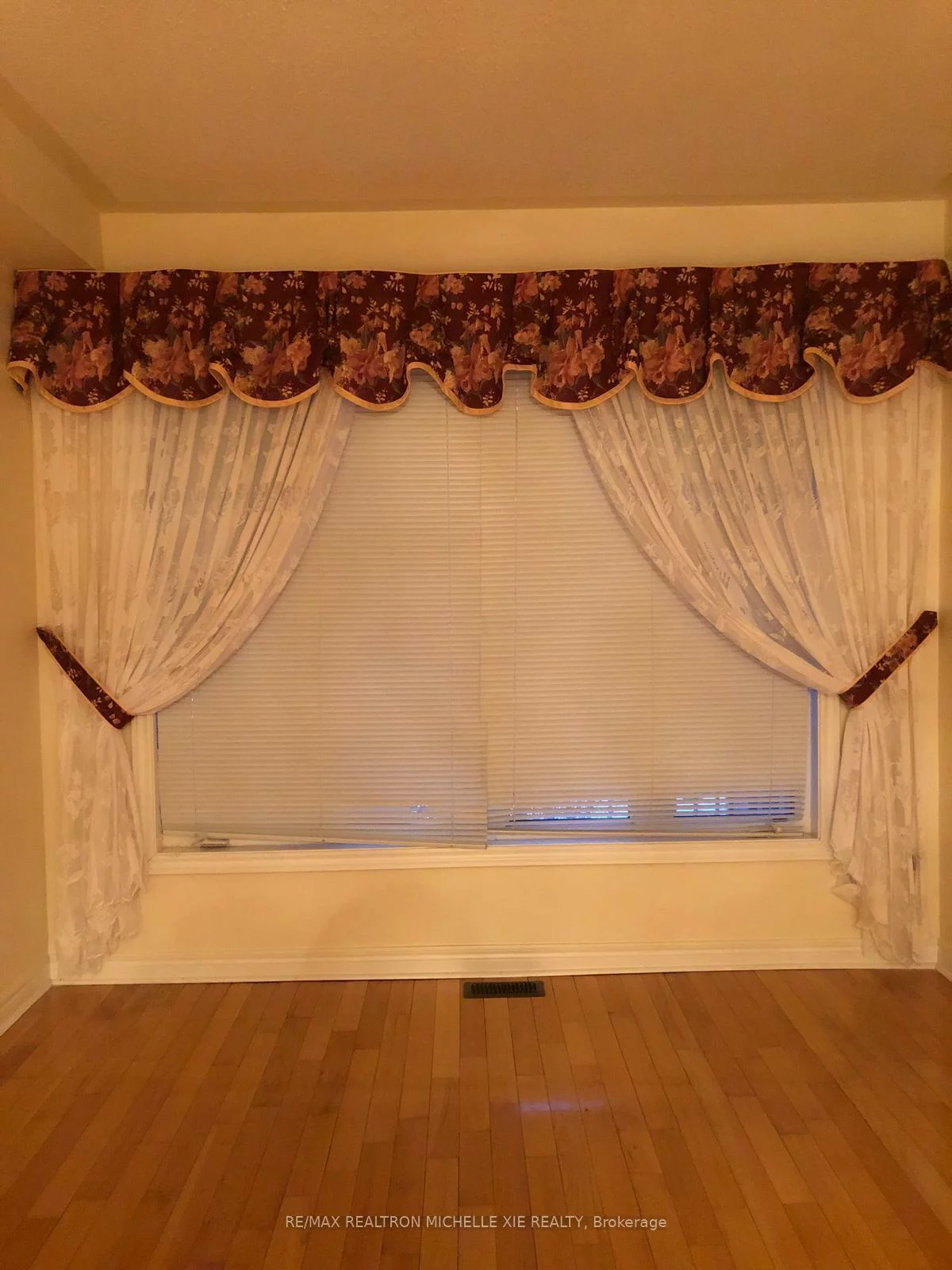 28, Bartlett, Cachet, Markham