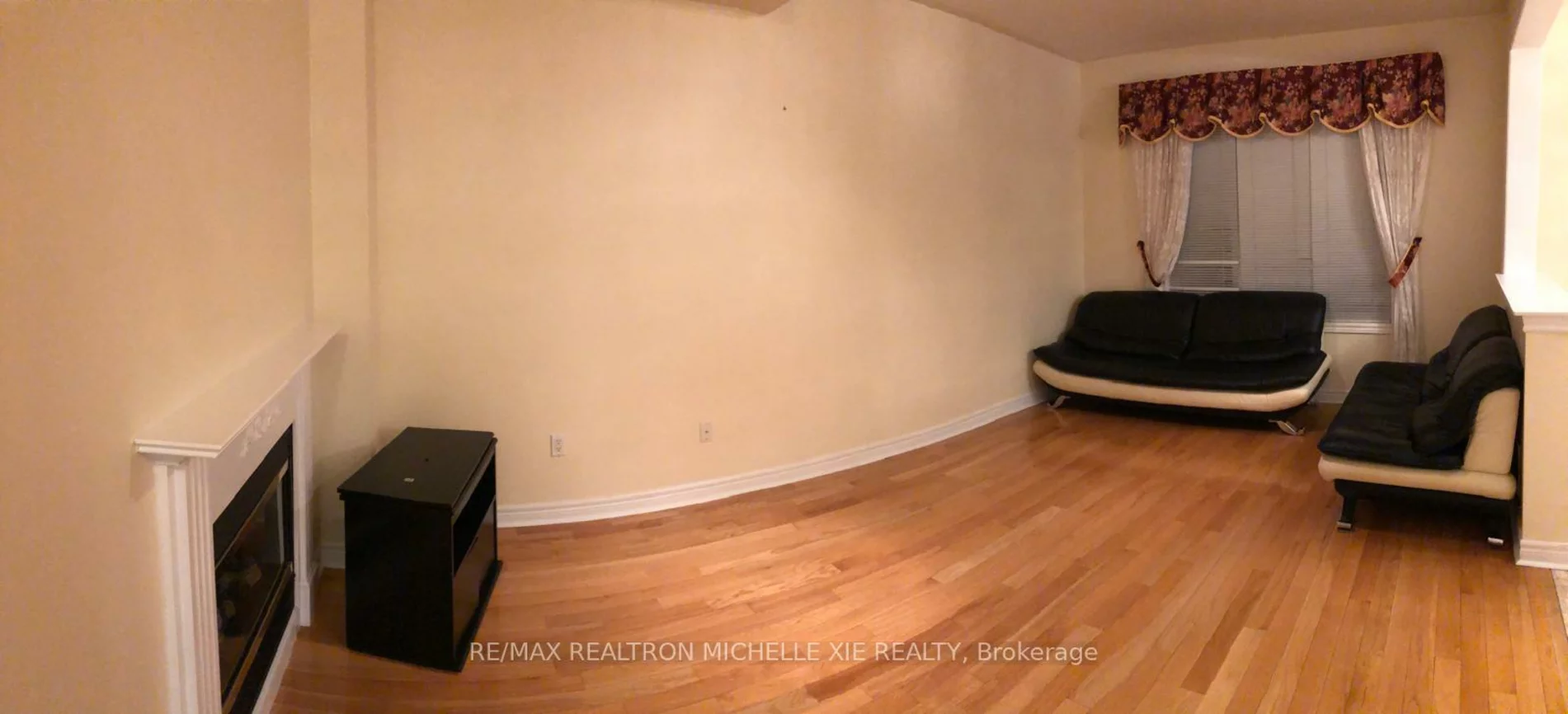 28, Bartlett, Cachet, Markham