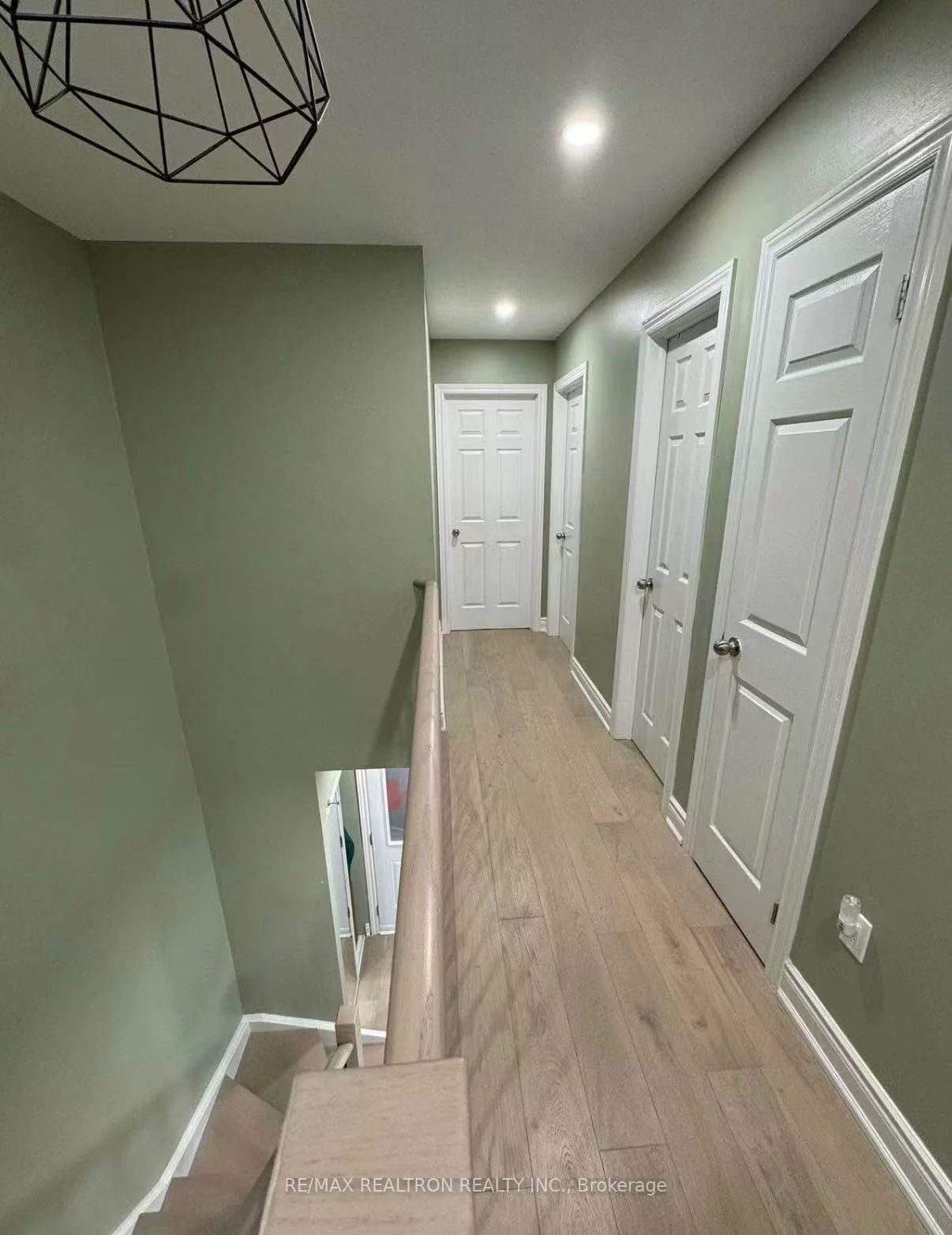 93, Apollo, Middlefield, Markham