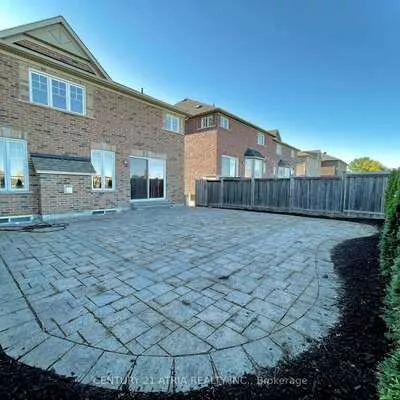 19, Gillings, Victoria Square, Markham