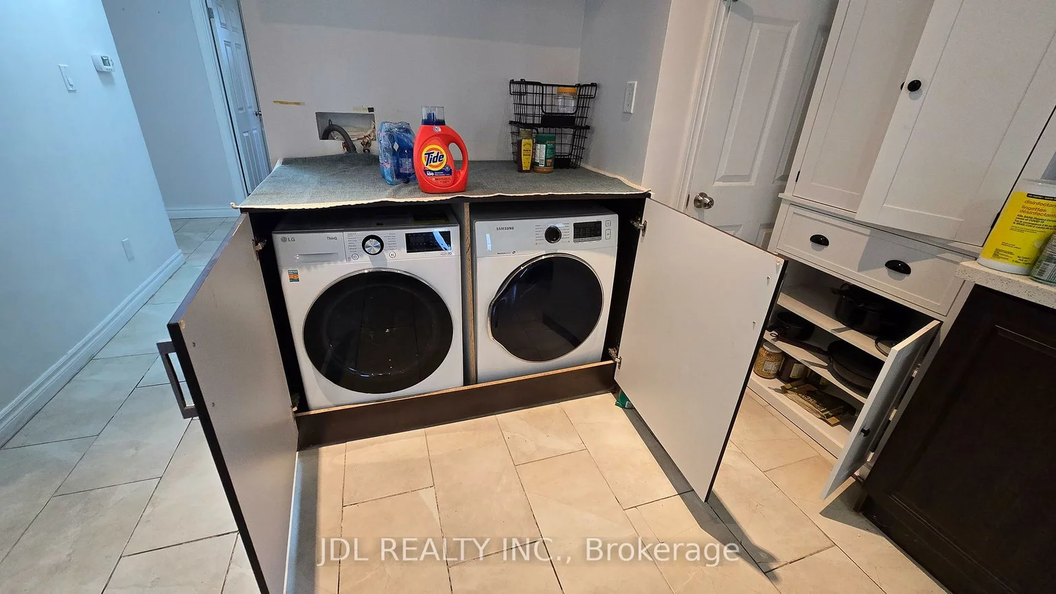 68, Meadowview, Grandview, Markham