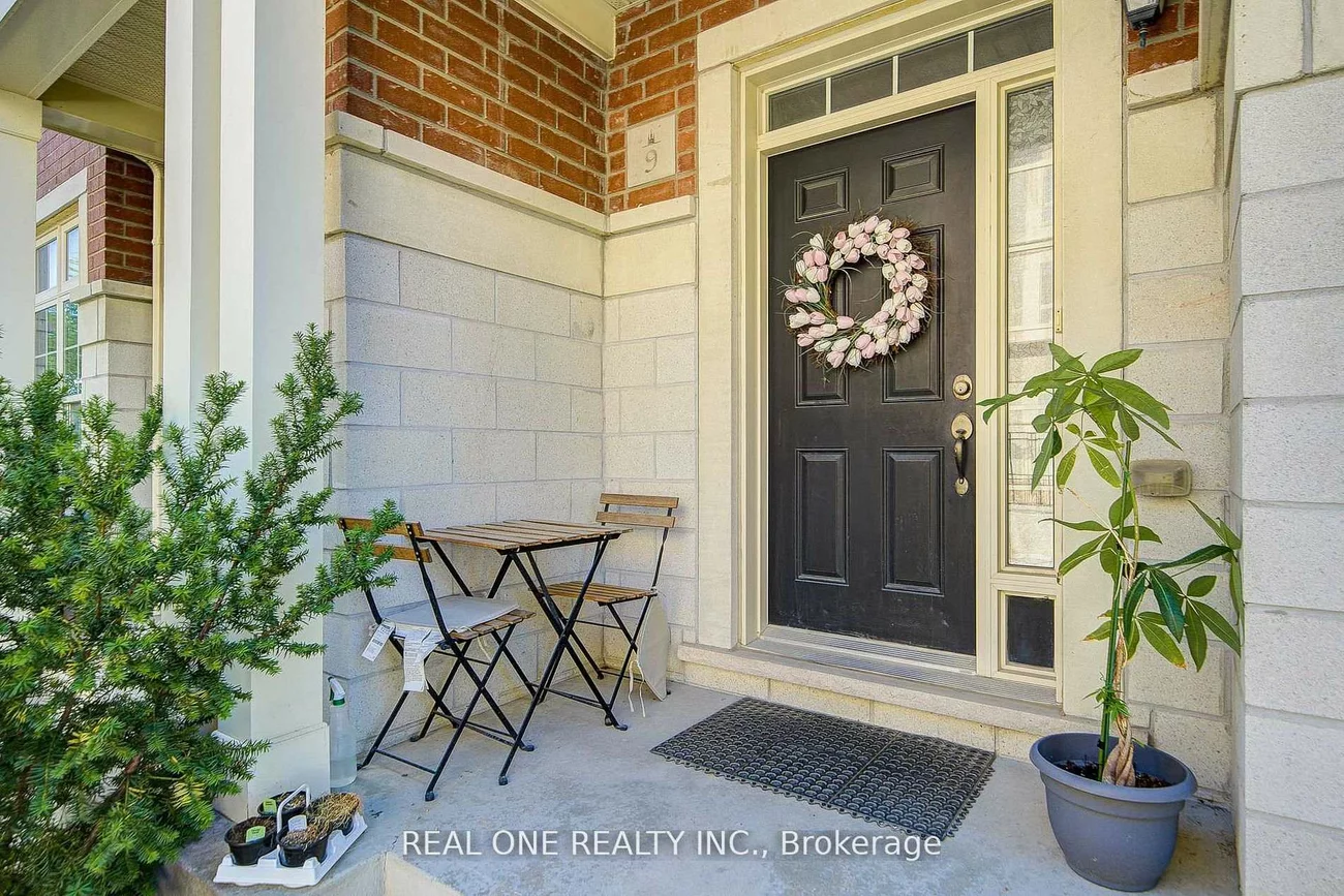 9, Ruskov, Cathedraltown, Markham