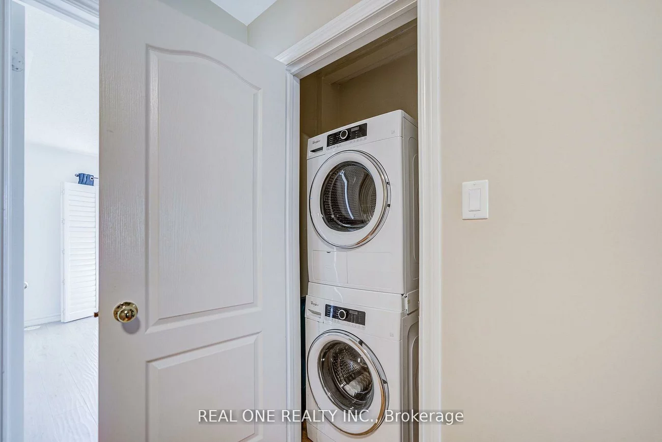 9, Ruskov, Cathedraltown, Markham