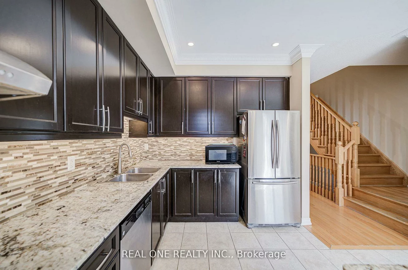 9, Ruskov, Cathedraltown, Markham