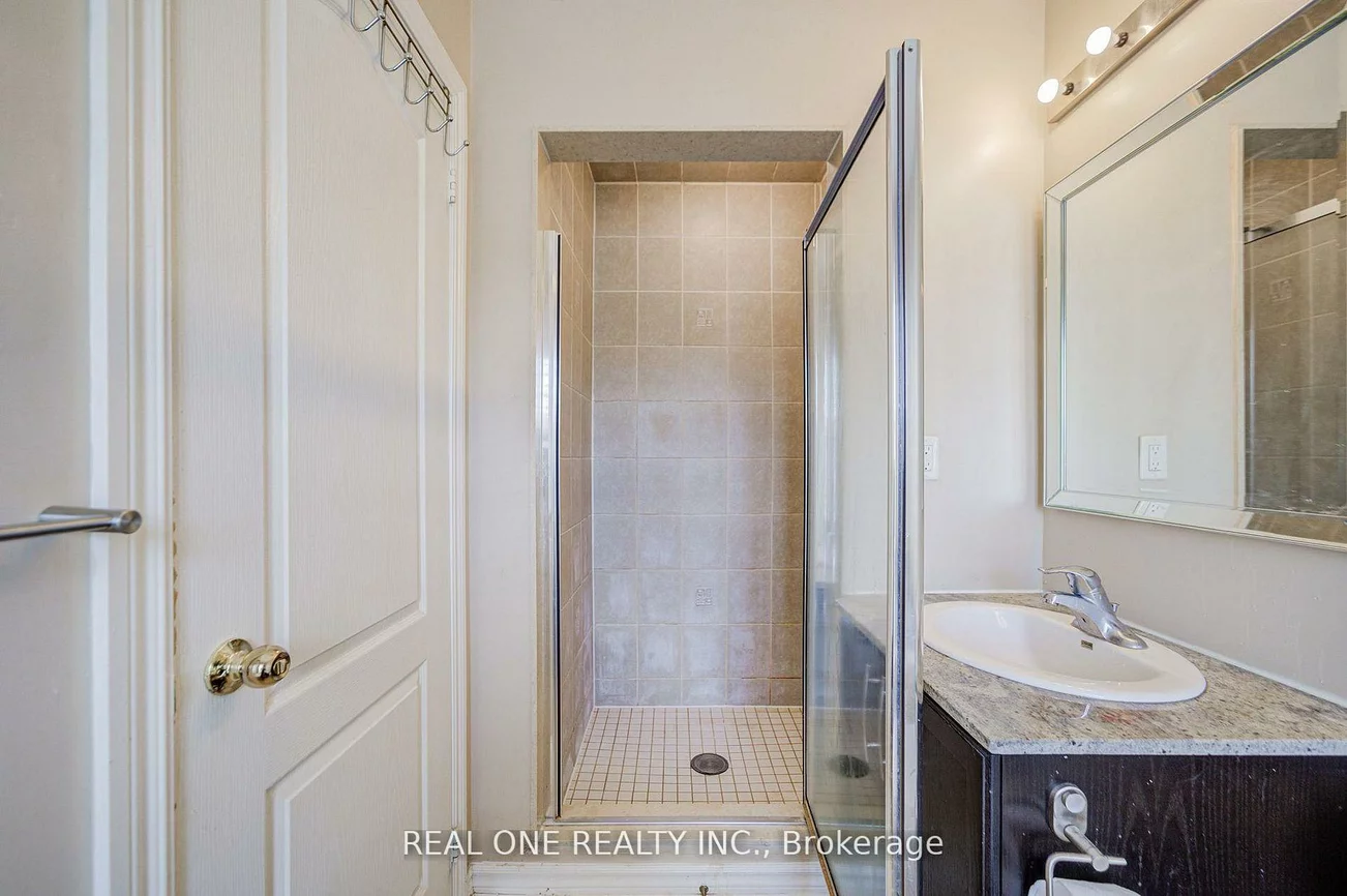 9, Ruskov, Cathedraltown, Markham