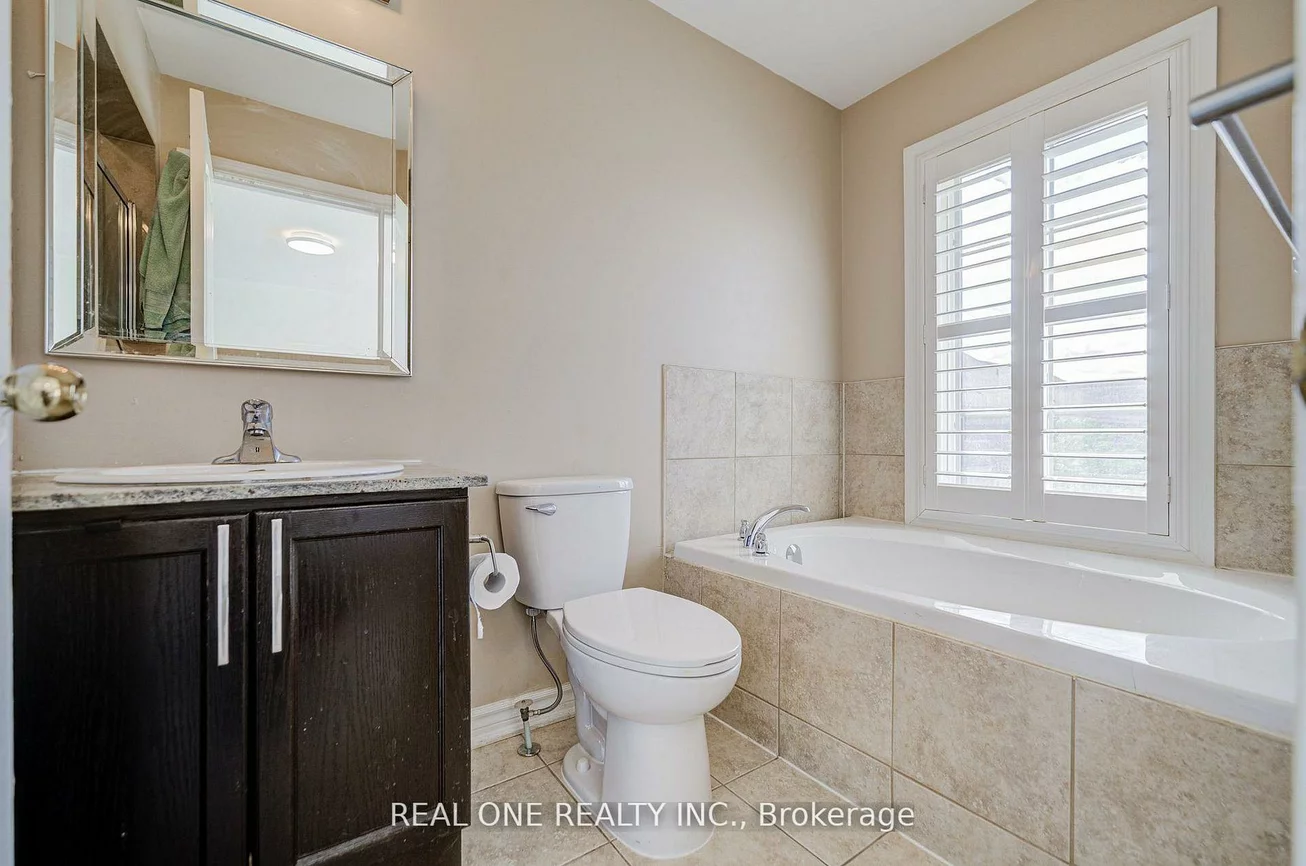 9, Ruskov, Cathedraltown, Markham
