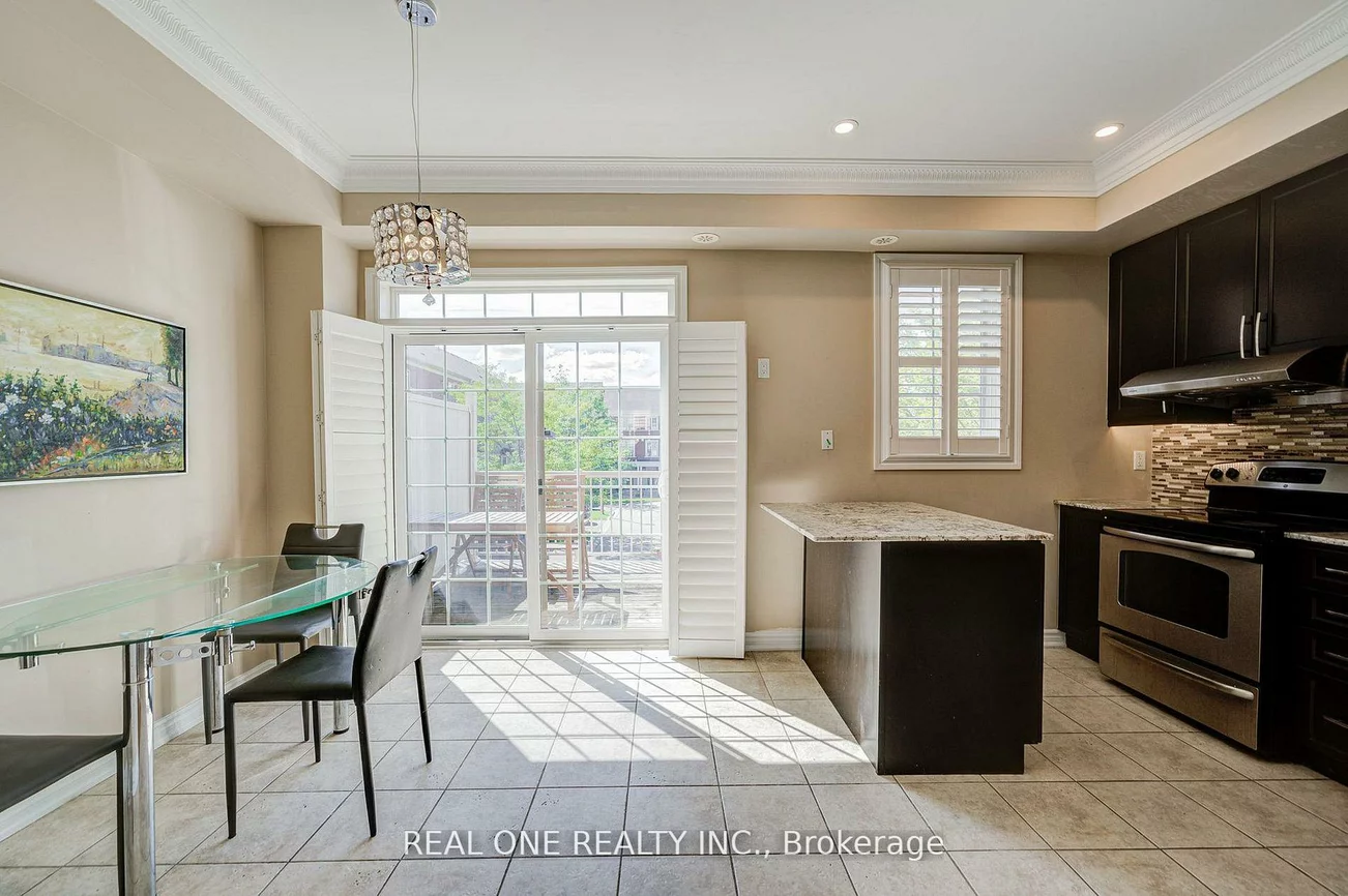 9, Ruskov, Cathedraltown, Markham