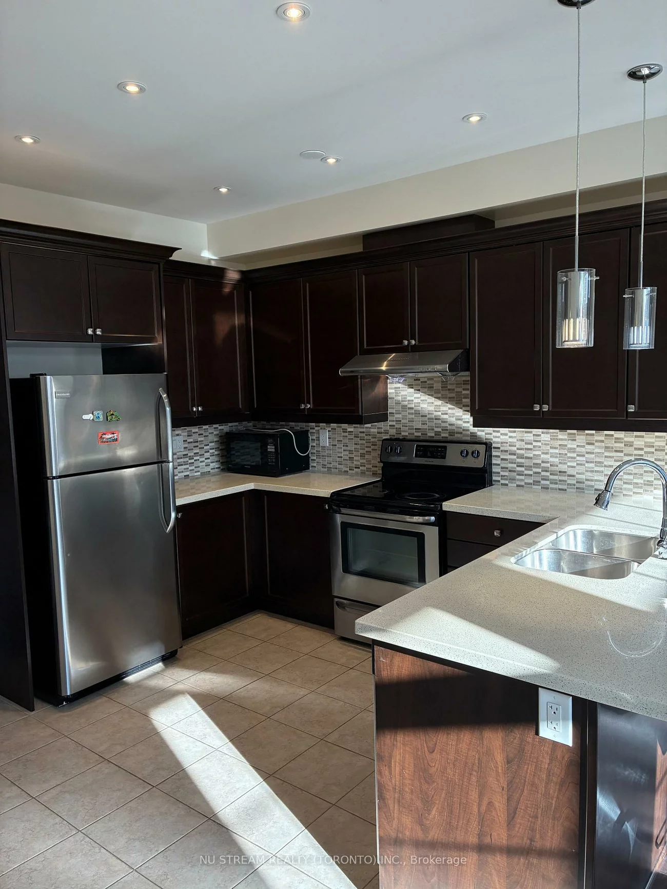 300, Delray, Greensborough, Markham